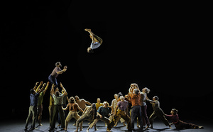 "Le Pas du Monde" L'art acrobatique dans une expression tant théâtrale que poétique… de toute beauté !