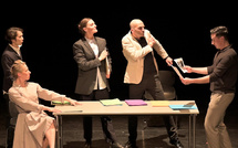 •Off 2026• "Attention ne pas plier" L'administration vue en un burlesque muet, mais formidablement expressif